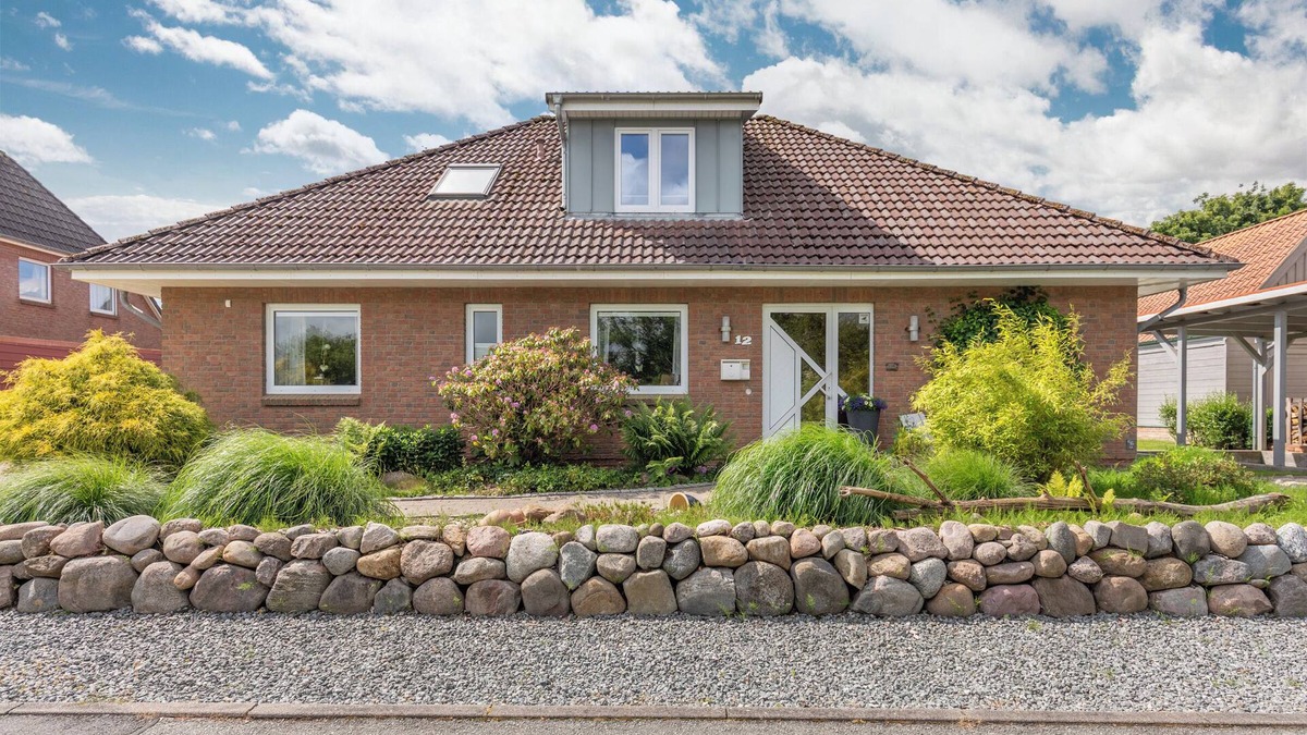 Hattstedt Apartment | Cozy accommodation in rural Hattstedt with terrace, garden and WLAN