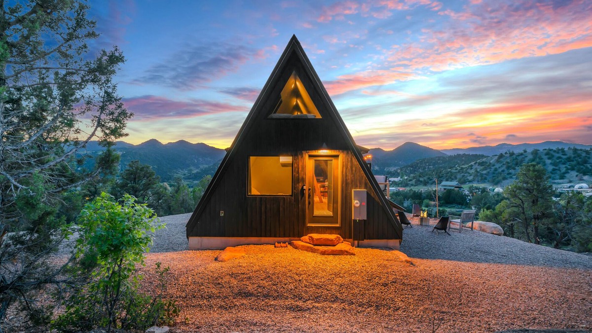 Glendale Cabin | Cozy Aframe Cabin Zen Near Zion