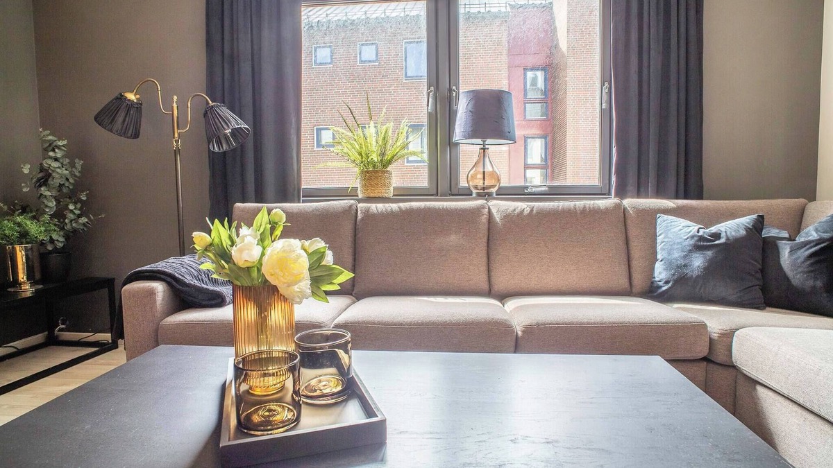 Alesund Apartment | Cozy Ålesund Apartment with Private Entrance & Free Parking