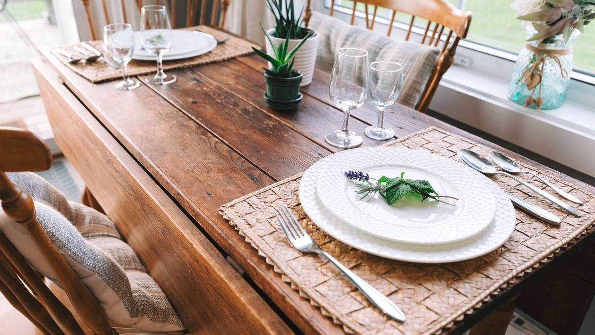 Queens County House | Cozy All Season Country Cottage- 15 min to Charlottetown