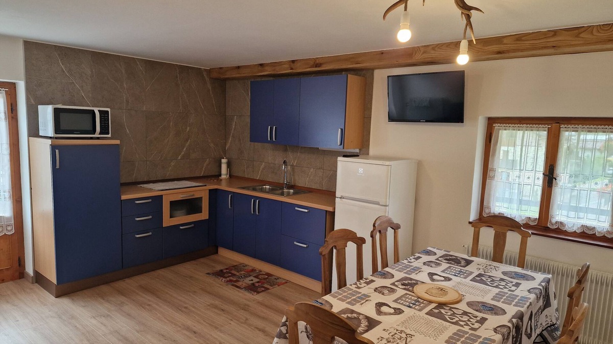 Cogolo Apartment | Cozy alpine chalet in the heart of the Dolomites.