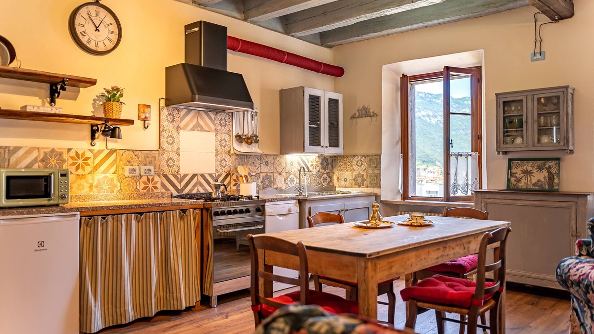 Ala Apartment | Cozy and artistic apartment in 500-year-old building in Ala.
