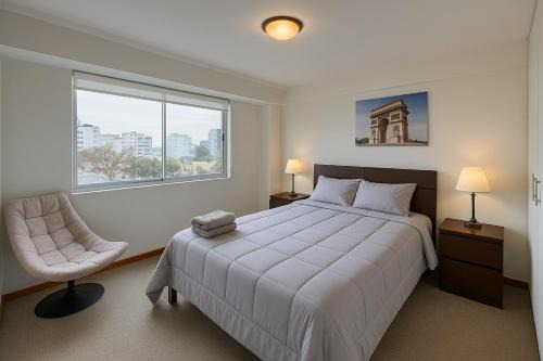 San Antonio Apartment | Cozy and Centric Flat with Great View and Parking