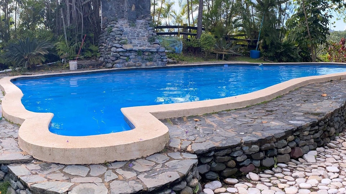 La Vega Province Ski Chalet | Cozy and Charm chalet with WiFi in Jarabacoa.