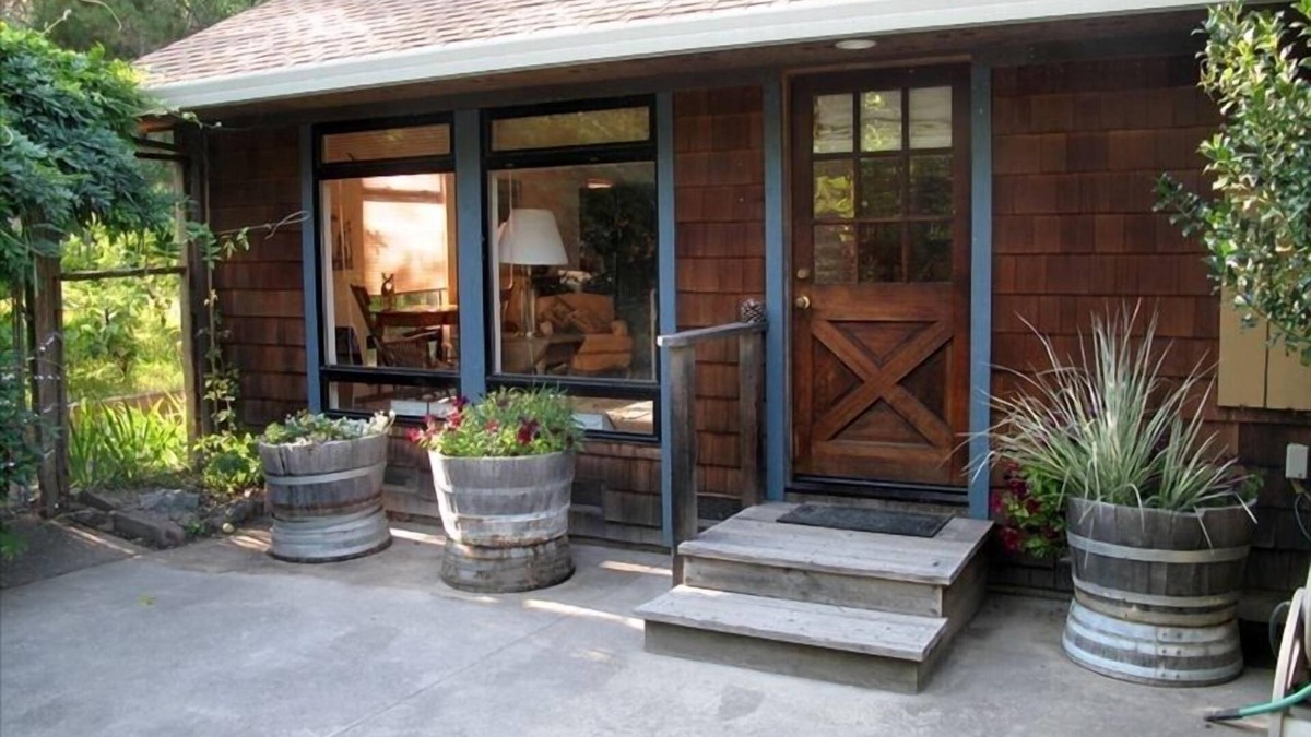 Freestone Apartment | Cozy and Charming Apple Blossom Retreat—Relax with Nature