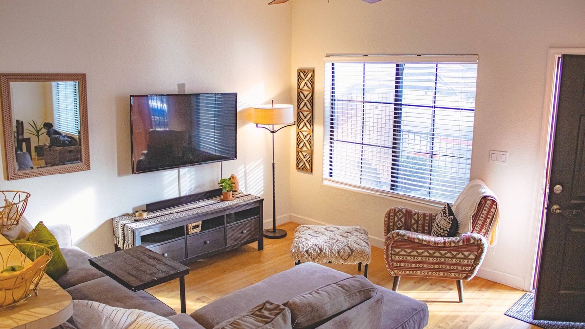 Paradise Valley Village Condo | Cozy and Comfortable Desert Retreat close to your Phoenix fun
