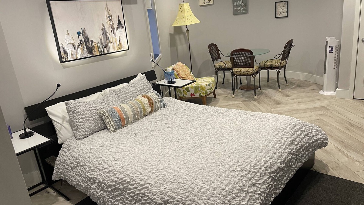 Egleston Square Apartment | Cozy and comfortable