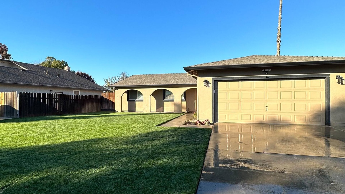 Turlock House | Cozy and Convenient Entire Home For traveling professionals and families