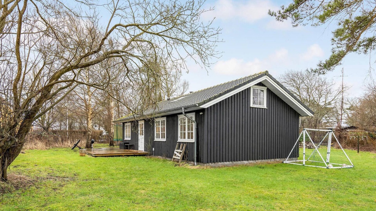 Hundested House | Cozy and family vacation home not far from the beautiful sandy beach of Kikhavn.