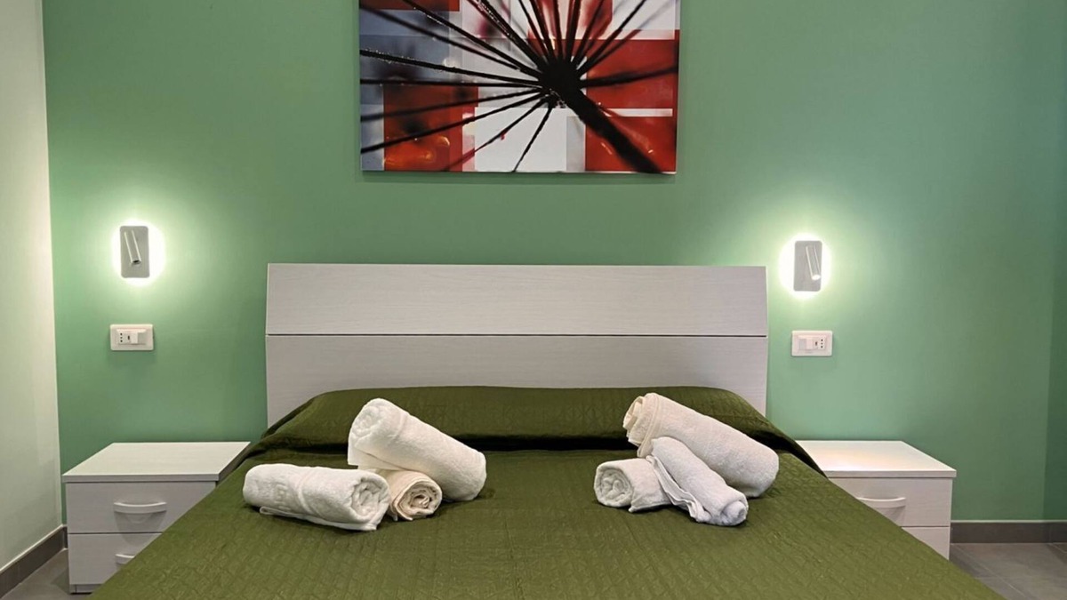 Paola Apartment | Cozy and modern apartment a stone's throw from the sea