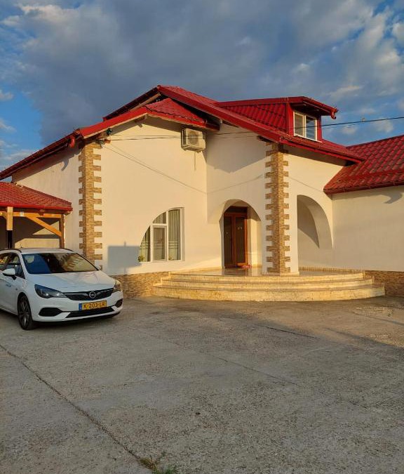 Vranesti Villa | Cozy and modern house