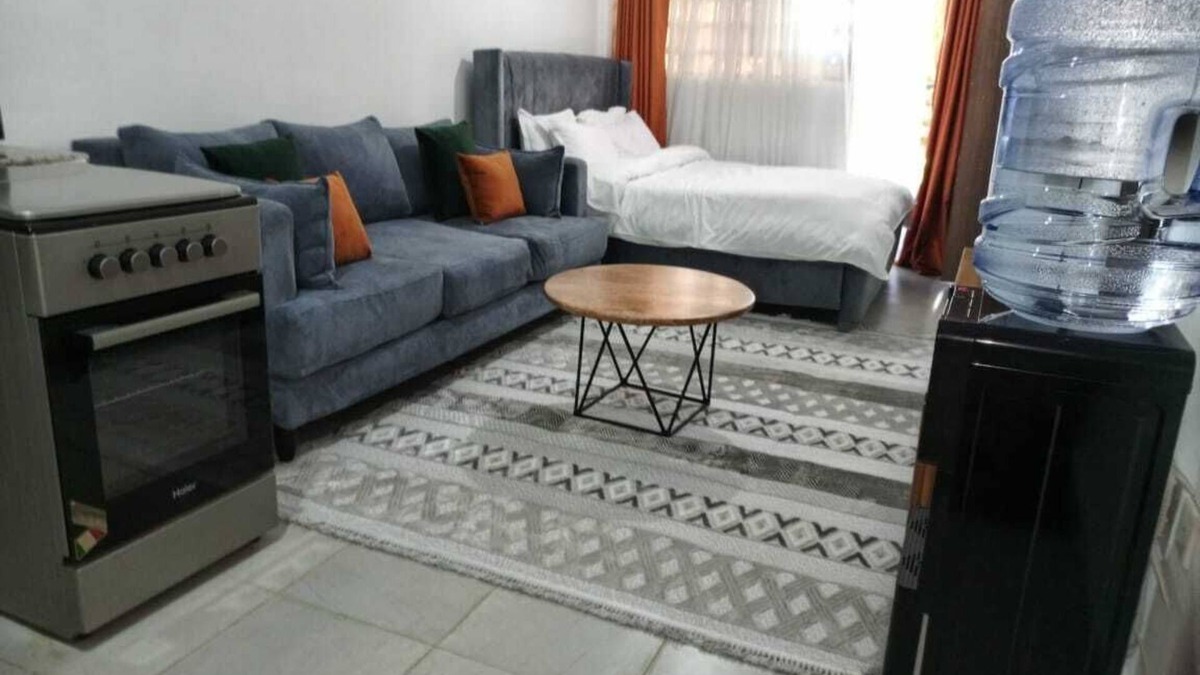 Kasarani Apartment | Cozy and modern studio in Kasarani, Seasons,near Thika Road and TRM mall,Nairobi