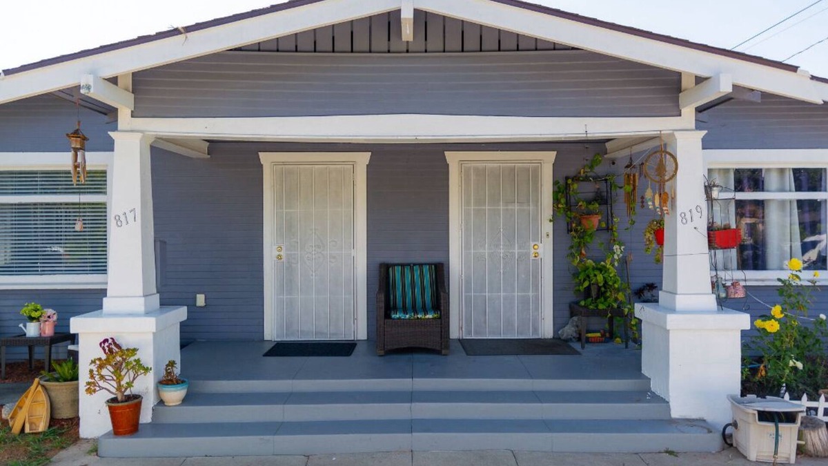 Eastside Apartment | Cozy and Peaceful Get-a-way Home