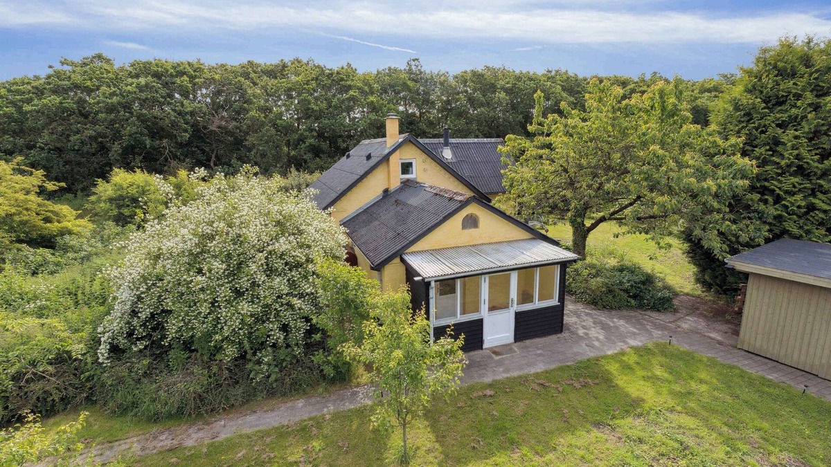 Hjørring Villa | Cozy and personal village house