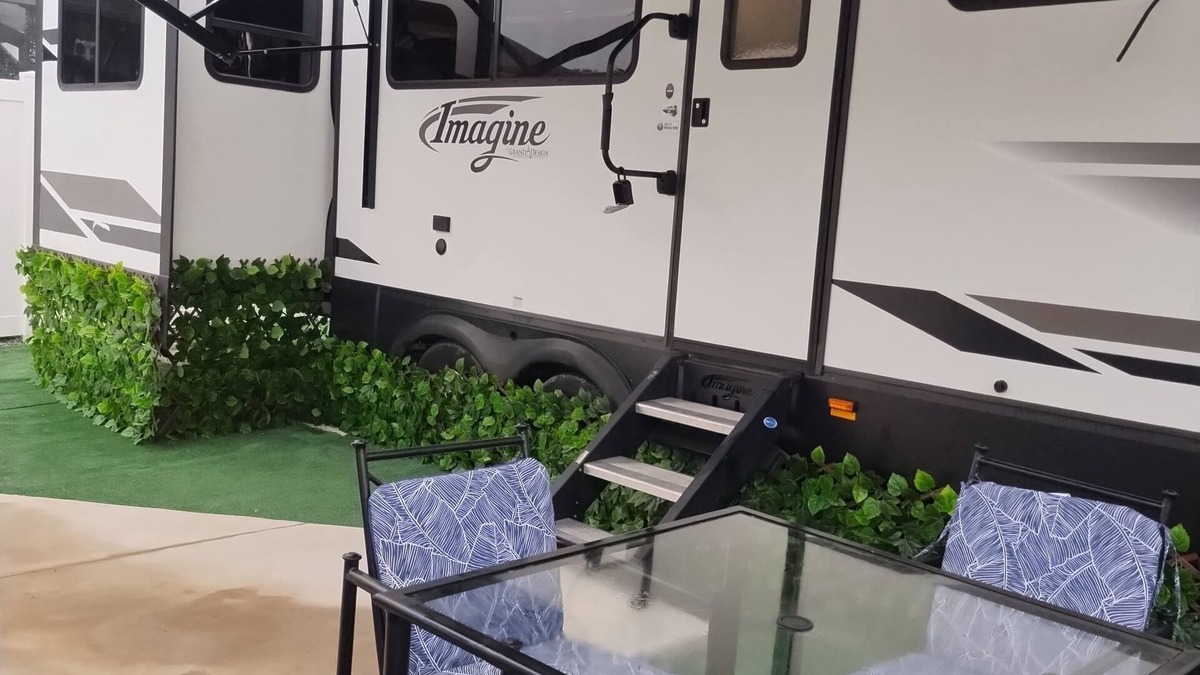 Tampa House | Cozy and quiet RV