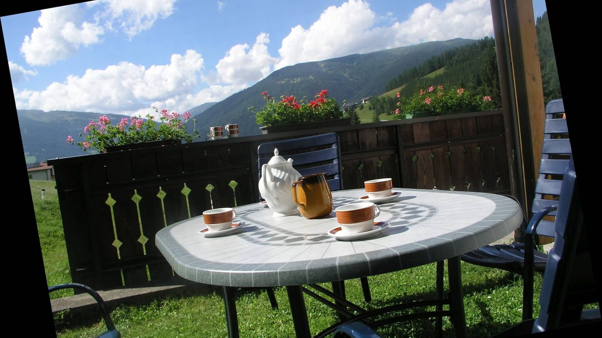 Kartitsch Apartment | Cozy Angererhof: Near Drei Zinnen - Dolomites Apartment (4P) - ALPINE