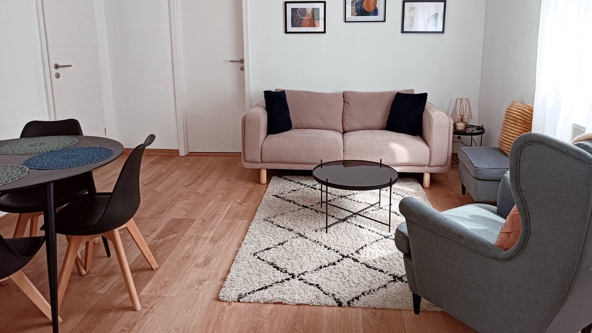 Illkirch-Graffenstaden Apartment | Cozy apartment in a quiet house and free parking