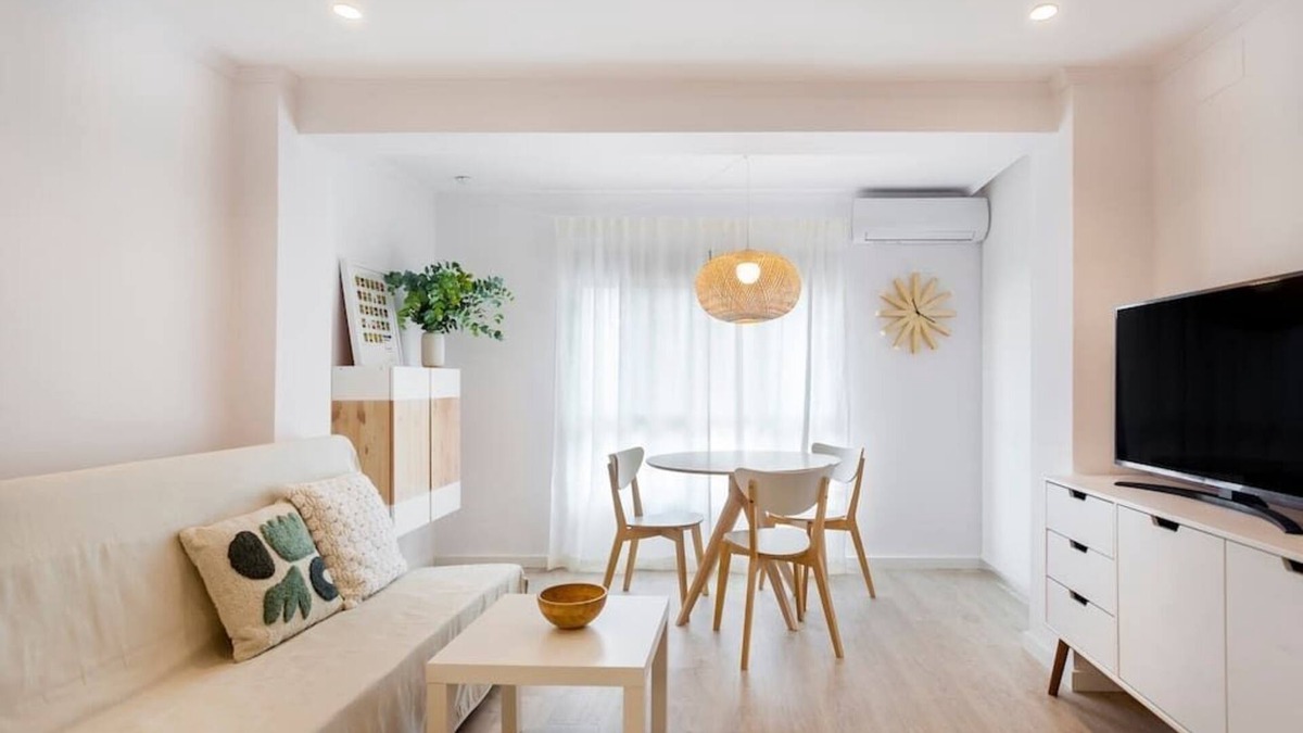 Playa Pobla de Farnals Apartment | Cozy apartment next to the beach