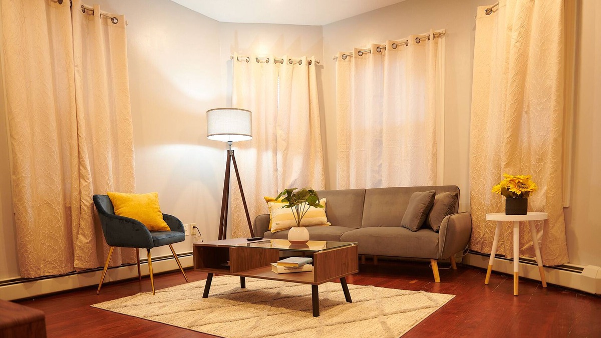Smith Hill Apartment | Cozy apartment 2nd 10min Walk Downtown | City View