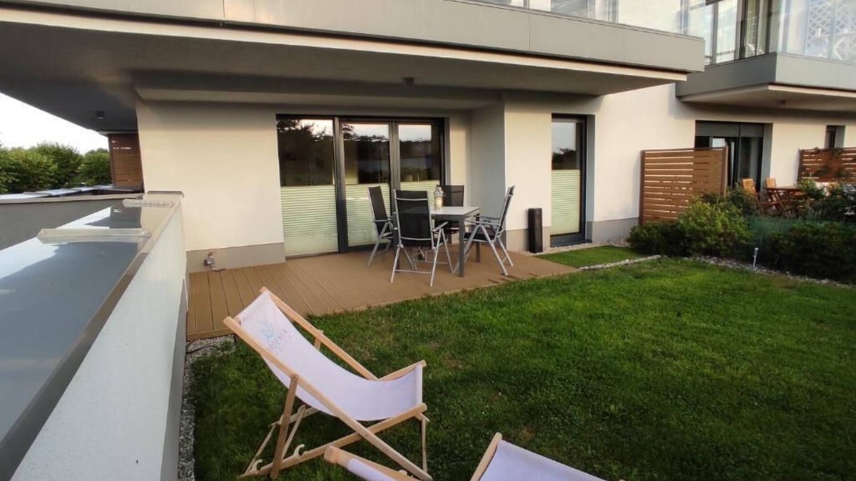 Dziwnow Apartment | Cozy apartment (45m²) with garden & balcony, 50m from the beach