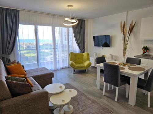 Bafra Apartment | Cozy apartment at Thalassa Beach Resort, Northern Cyprus