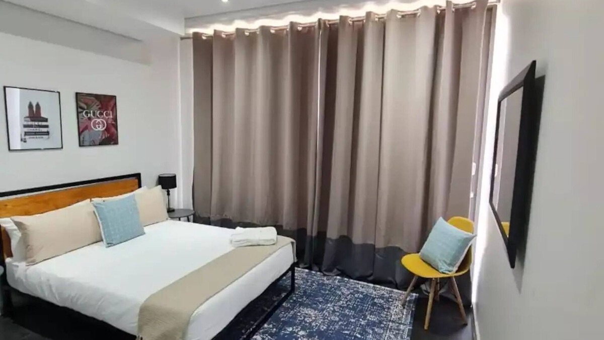 Bedfordview Apartment | Cozy Apartment, beautiful views of the city, closer to malls