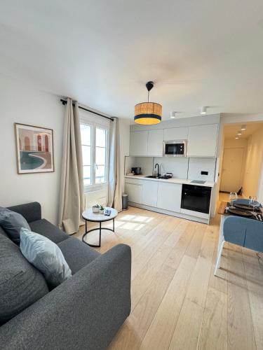 Val-de-Grace Apartment | Cozy apartment, center of Paris