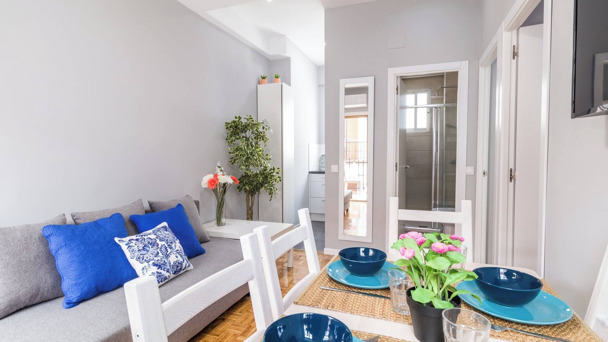 Pacifico Apartment | Cozy apartment close to Atocha and Retiro, Madrid - Cuore Apartments