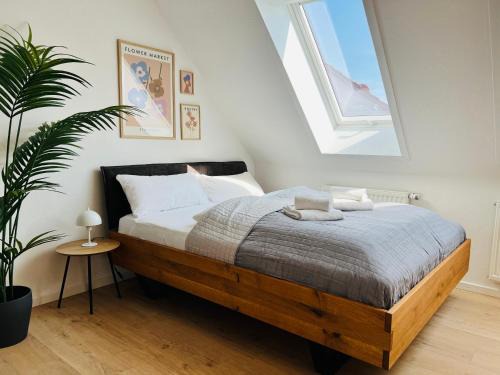 Mering Apartment | Cozy apartment for 2 near Mering train station