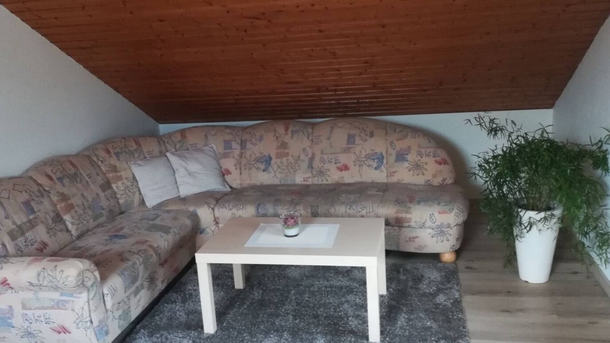 Holzmaden Apartment | Cozy apartment for up to 3 people