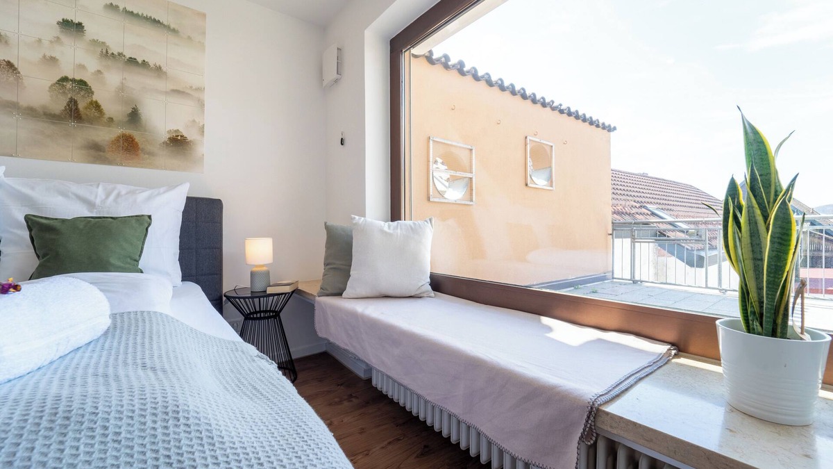 Kelheim Apartment | Cozy apartment fully equipped with roof terrace J&K Apartments