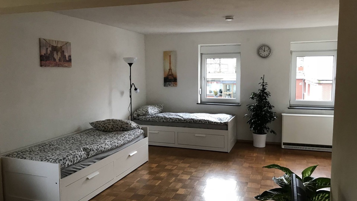 Heiligenrode House | Cozy apartment in a prime location! Discover Kassel and the surrounding area