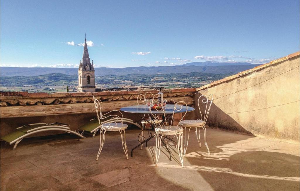 Bonnieux Apartment | Cozy Apartment In Bonnieux With Kitchen