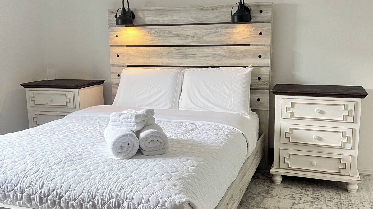 Alden Manor Apartment | Cozy Apartment In Elmont