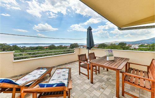 Kastela Apartment | Cozy Apartment In Kastel Luksic