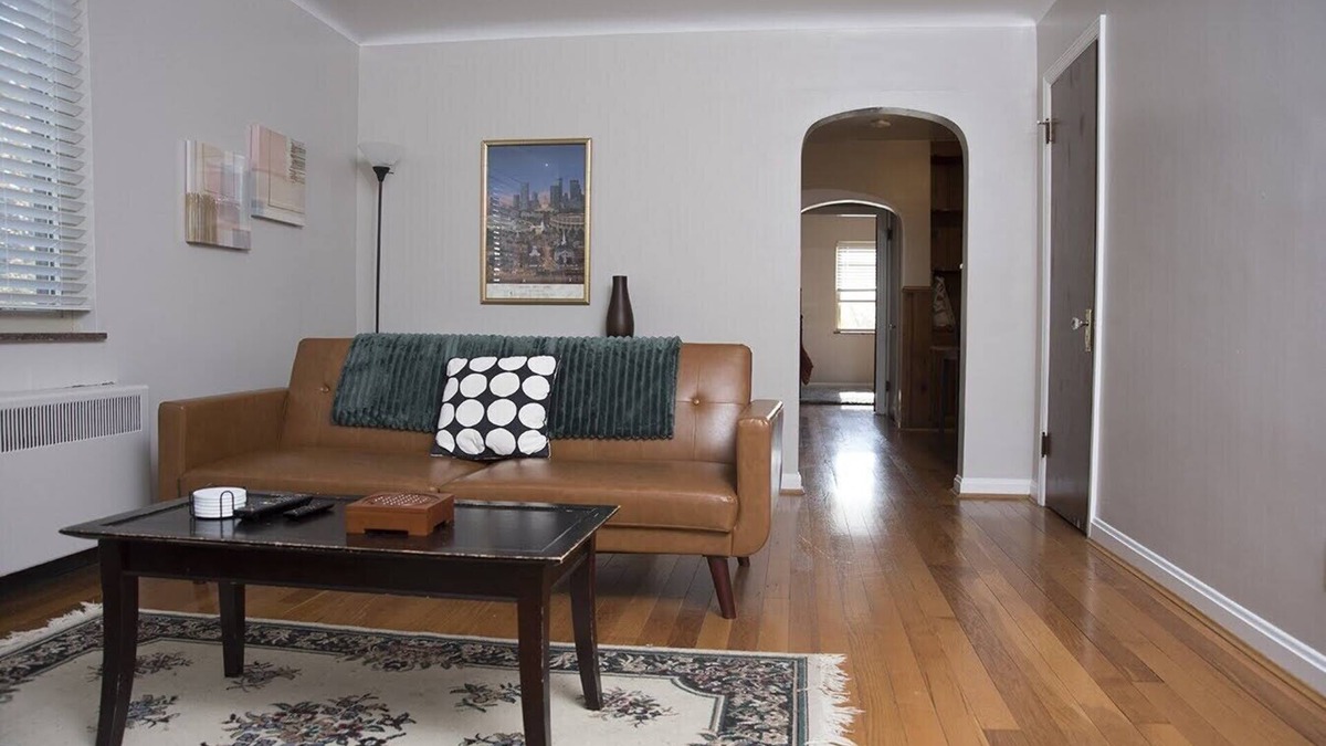 Roselawn Finance Apartment | Cozy Apartment in Pleasant Ridge
