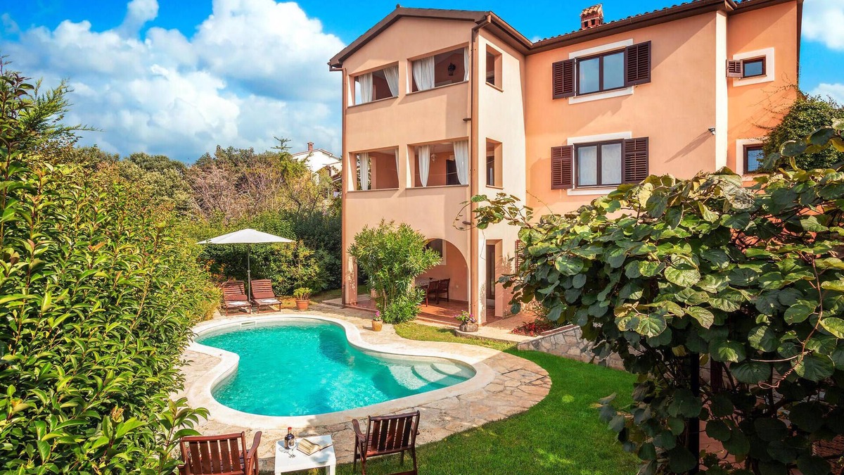 Vinkuran Apartment | Cozy apartment in Pula with WiFi