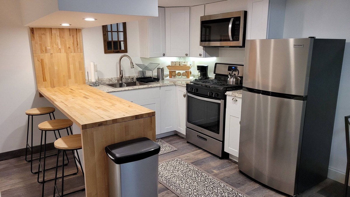 East Shoreham Apartment | Cozy apartment in quaint Ridge with AC, WiFi