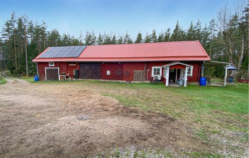 Skarblacka Apartment | Cozy Apartment In Skärblacka With Wifi