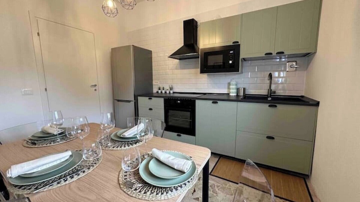 San Faustino-Madonnina-Quattroville Apartment | Cozy apartment in strategic location
