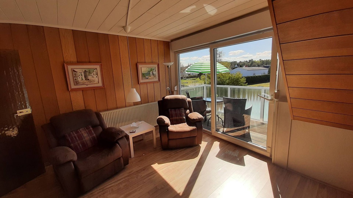 Sahlenburg Condo | Cozy apartment in the Lore house with a sunny balcony