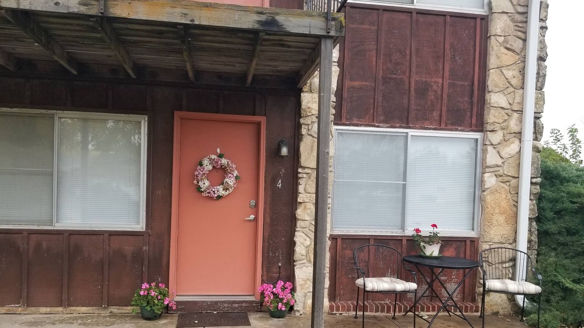 Goddard Apartment | Cozy Apartment in the heart of Goddard