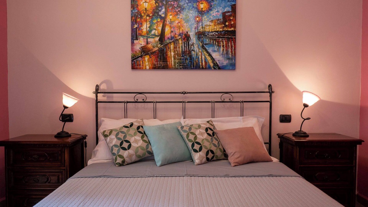 Guzman Apartment | Cozy apartment in the historic center of Bevagna for couples and families