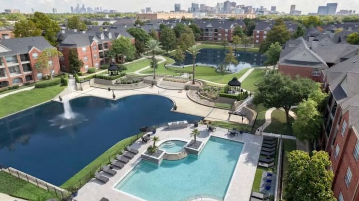 Braeswood Place Apartment | Cozy Apartment in the Texas Med Center