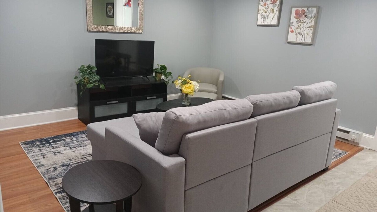 Mahanoy City House | Cozy apartment in Mahanoy City, PA - near Locust Lake, Hazleton and Pottsville