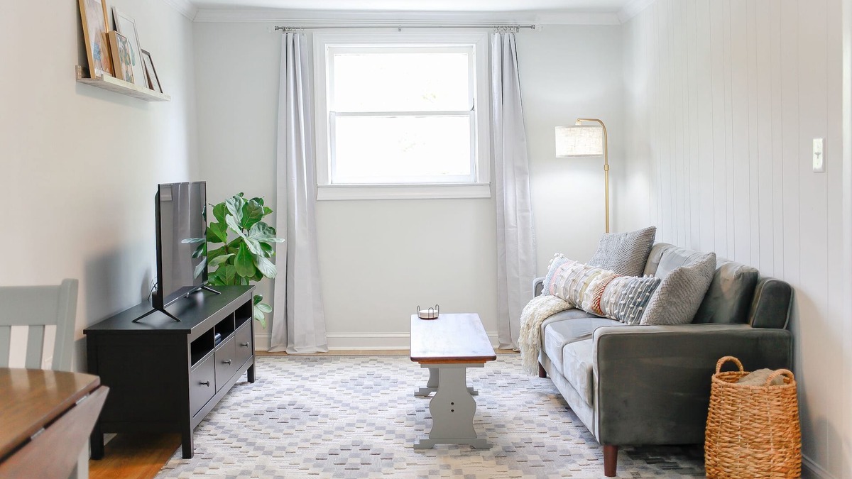 Central Newport News Apartment | Cozy Apartment in Historic Hilton Village close to CNU