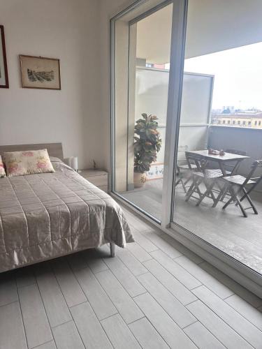 Certosa Apartment | COZY APARTMENT NEAR CITY LiFE