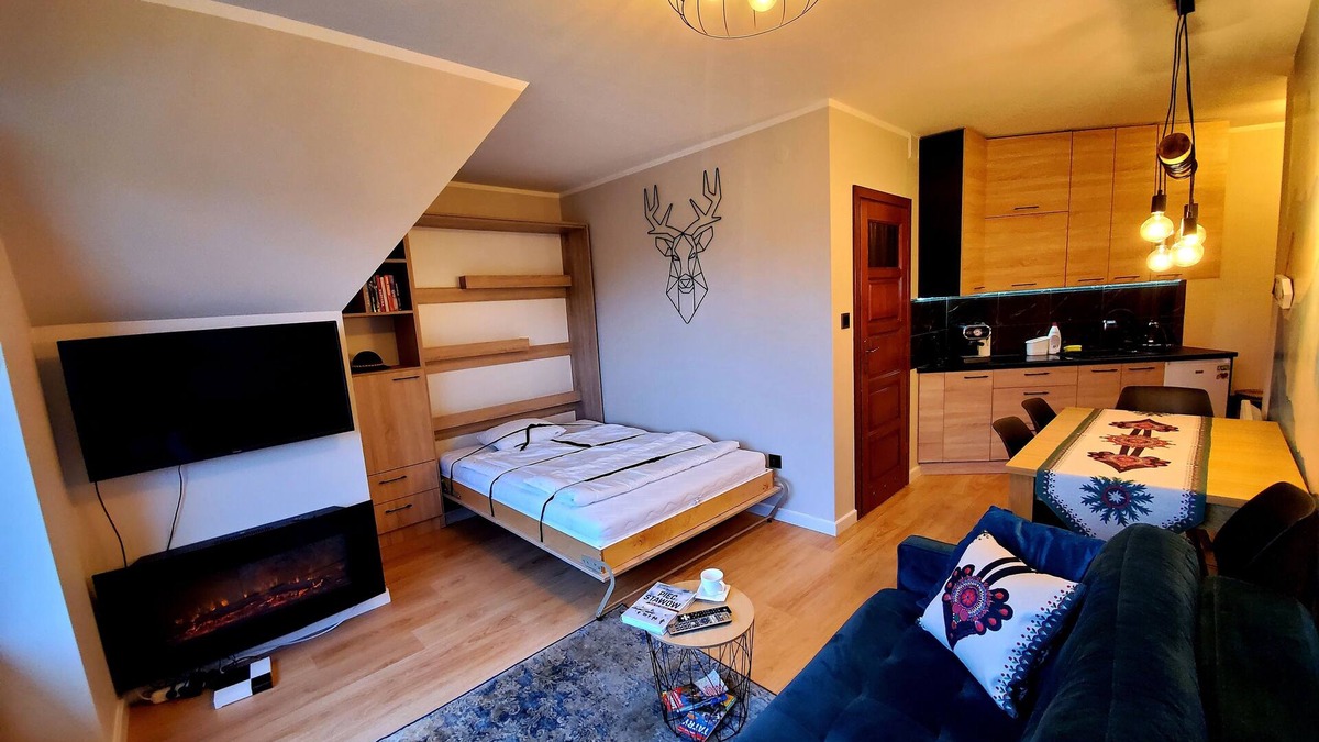 Koscielisko Apartment | Cozy Apartment overlooking Tatra Mountains