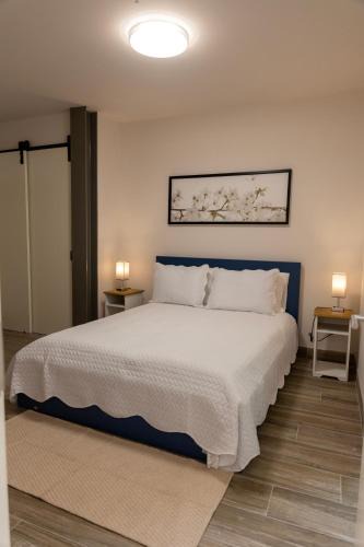 Santa Ana Apartment | Cozy Apartment Pool Coworking