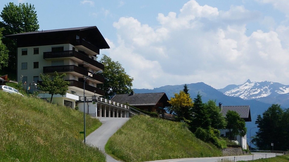 Bartholomaeberg Apartment | Cozy apartment with fantastic panoramic views over the Montafon mountains